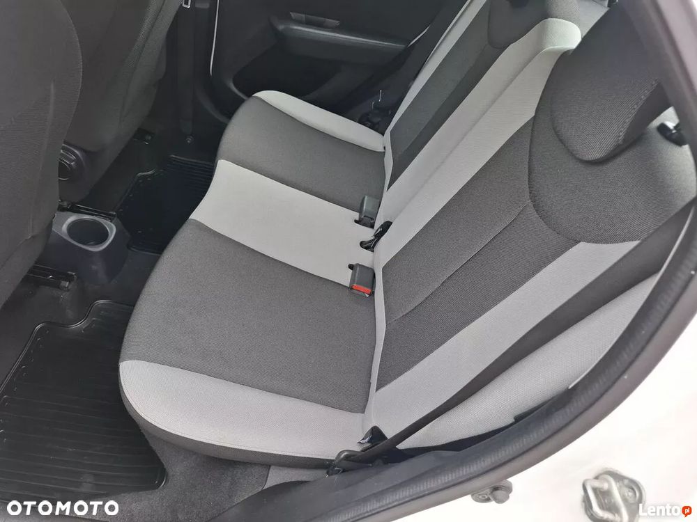 Toyota Yaris 1.33 VVT-i Edition - 40