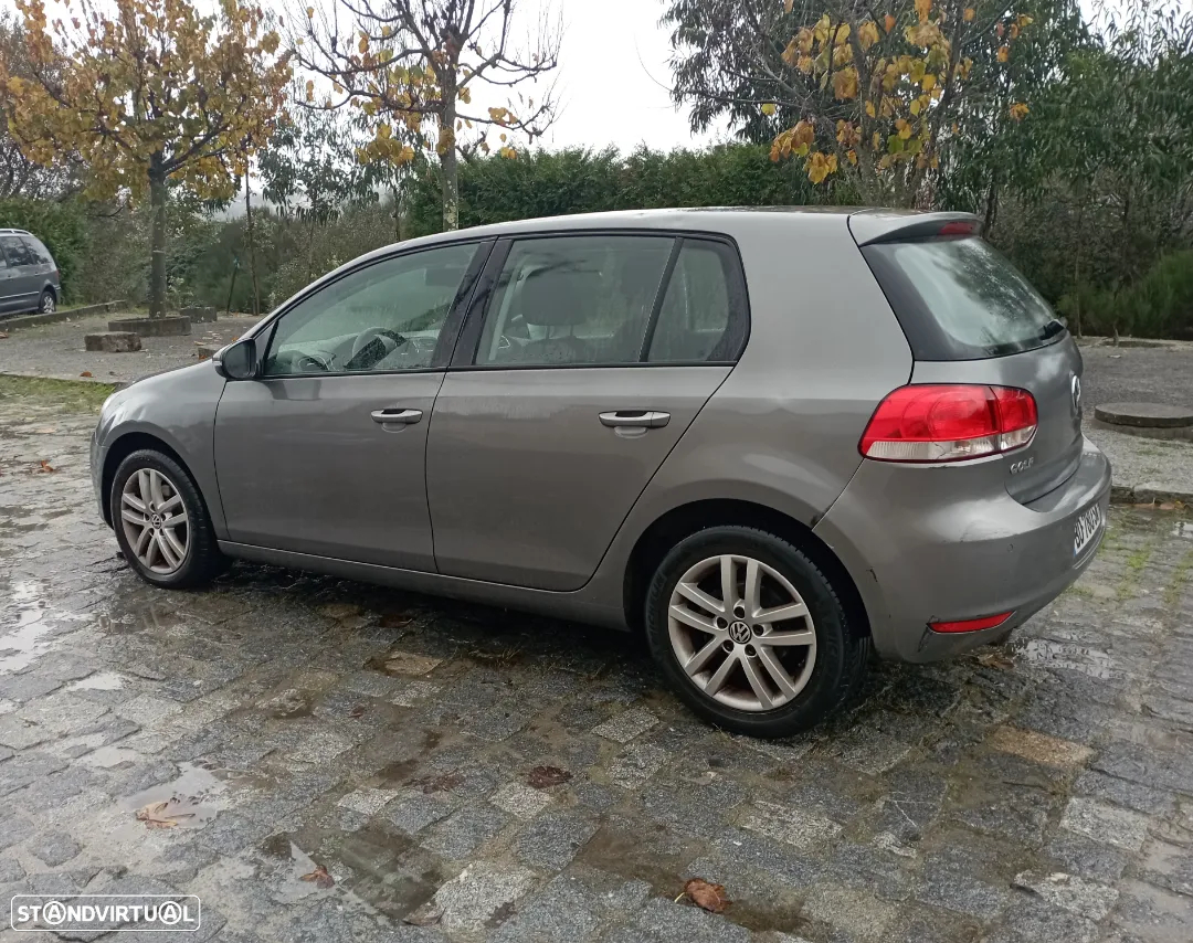 VW Golf VI 1.6 Tdi 2010 para peças - 5
