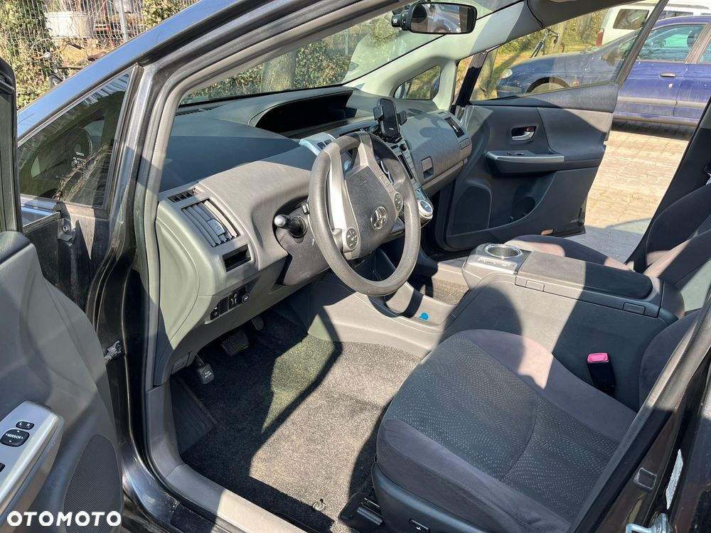 Toyota Prius+ - 12