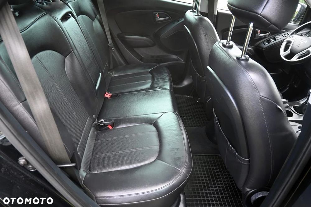 Hyundai ix35 1.6 2WD Fifa World Cup Edition - 31