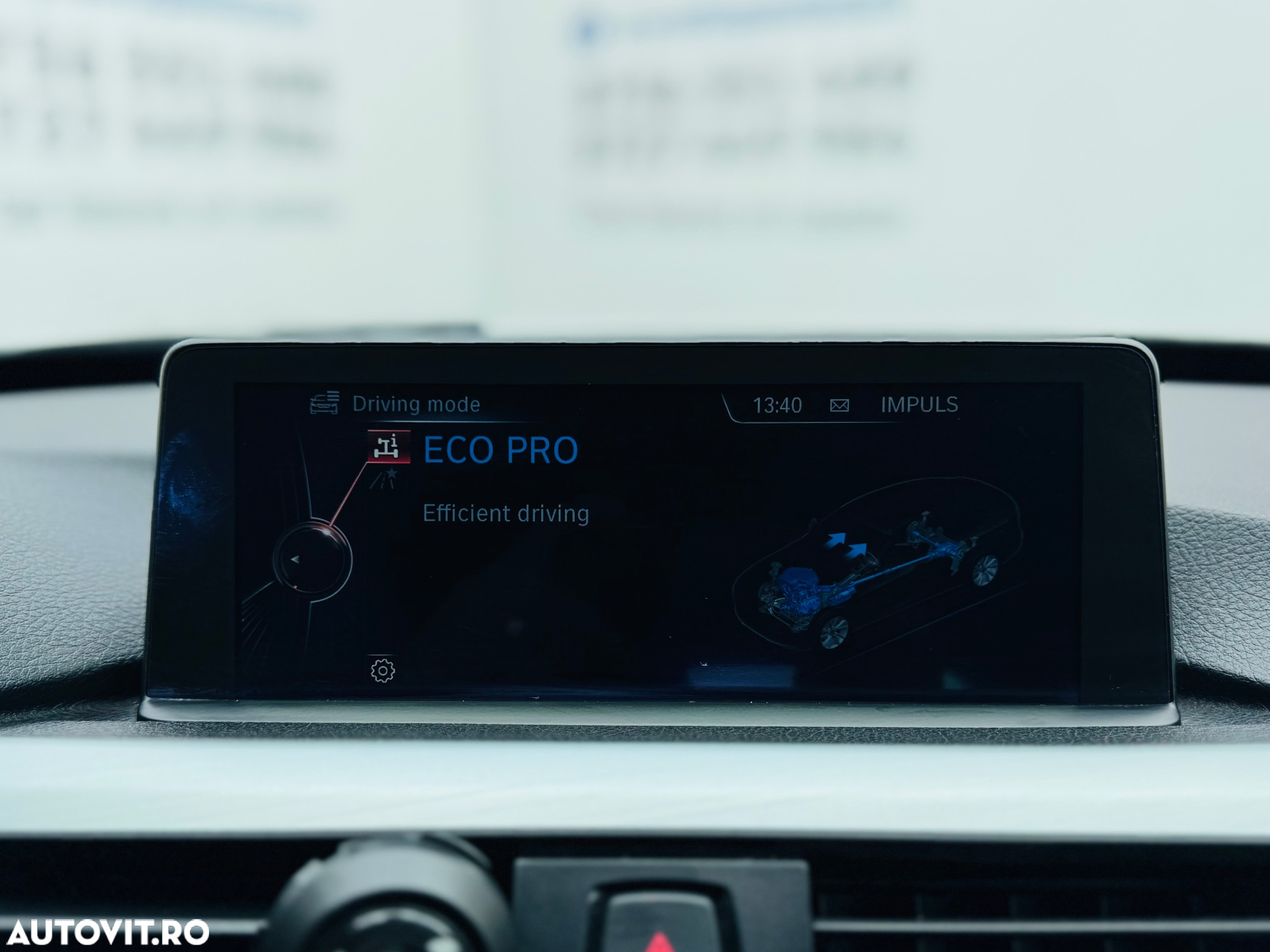 BMW Seria 3 320d xDrive - 33