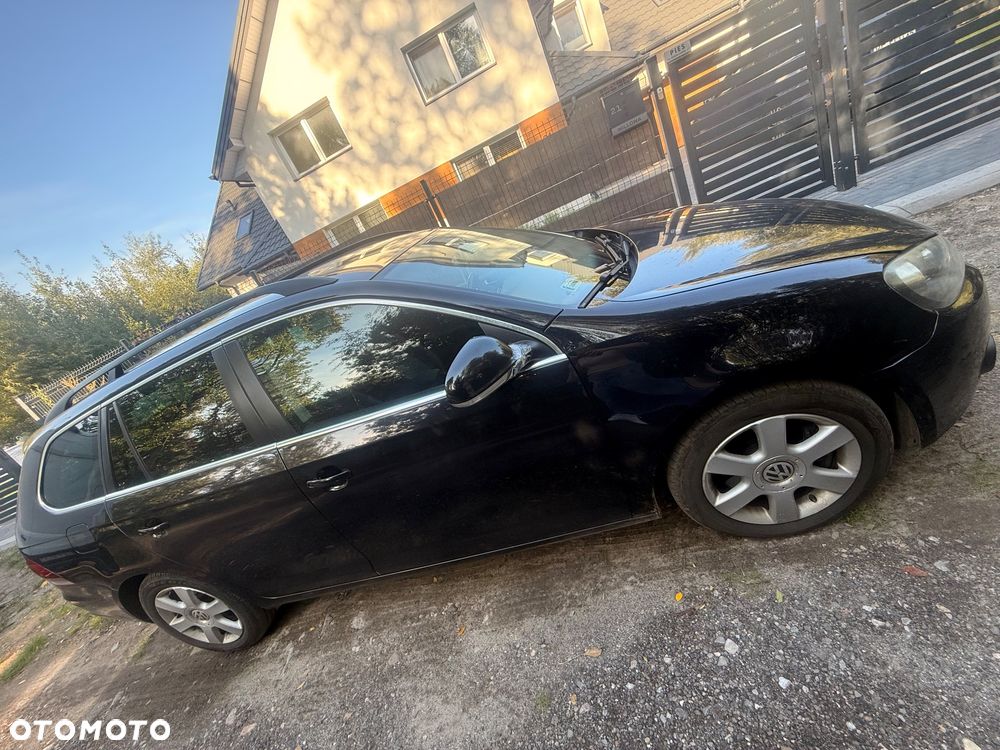 Volkswagen Golf - 2