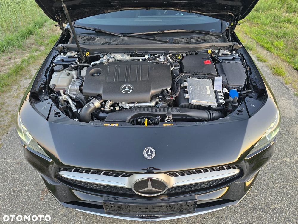 Mercedes-Benz CLA 200 d 8G-DCT AMG Line - 32