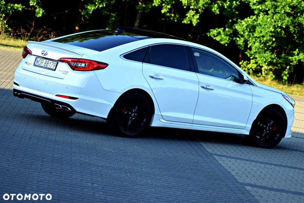 Hyundai Sonata - 4