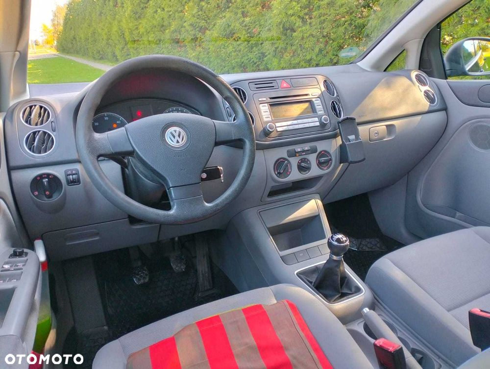 Volkswagen Golf Plus - 10