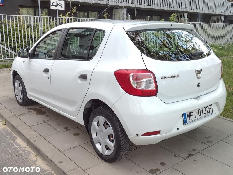 Dacia Sandero - 4