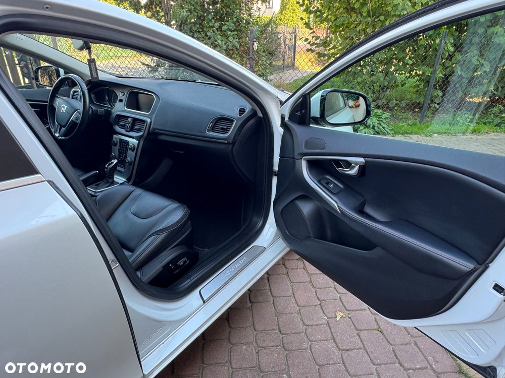 Volvo V40 D4 Geartronic Ocean Race - 10