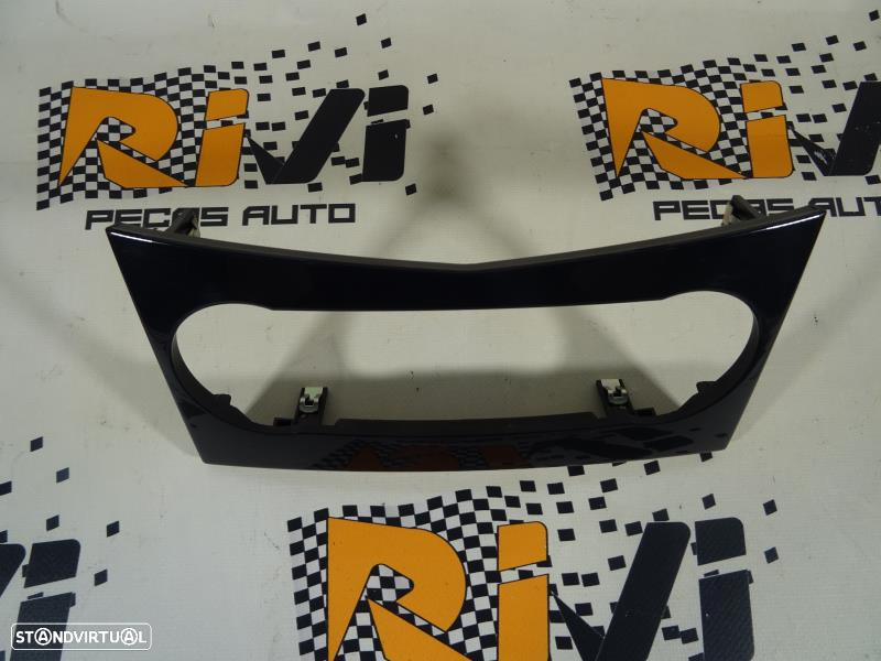 Friso Mercedes-Benz C-Class (W204)  Friso Da Consola Central / Moldura - 6