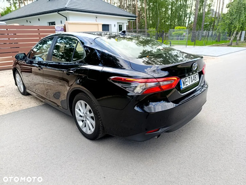Toyota Camry 2.5 Hybrid Comfort CVT - 12