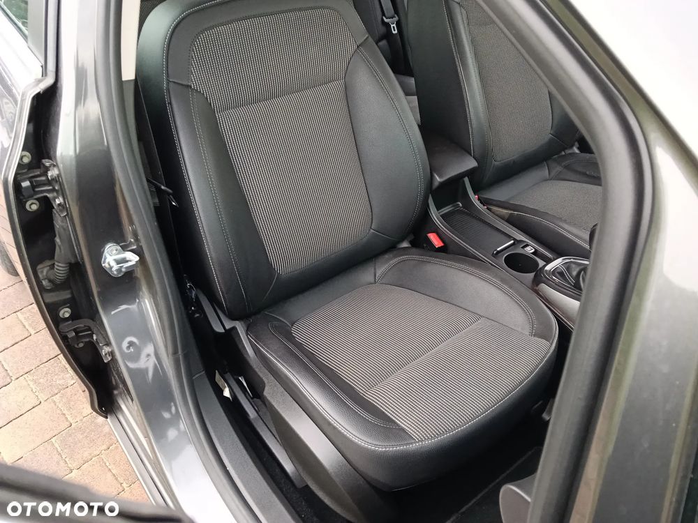 Opel Astra 1.4 T Cosmo - 14