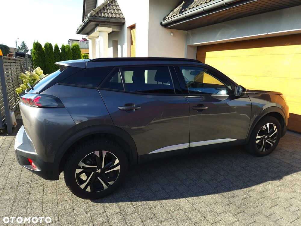 Peugeot 2008 BlueHDi 130 Allure S&S EAT8 - 14