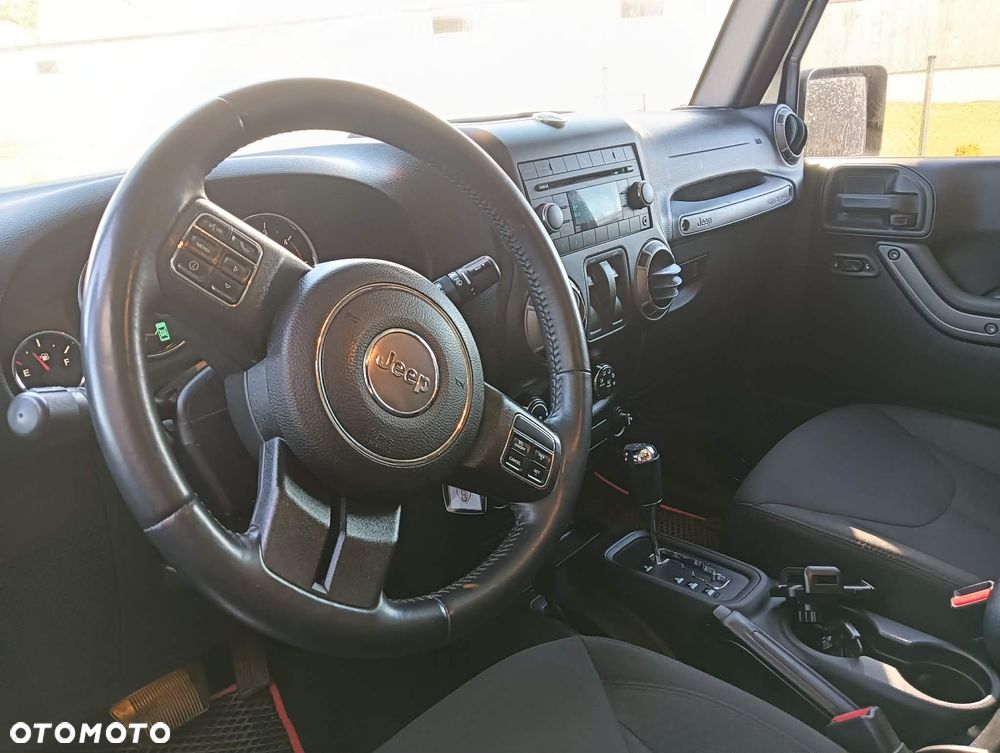 Jeep Wrangler 2.8 CRD Sport - 18