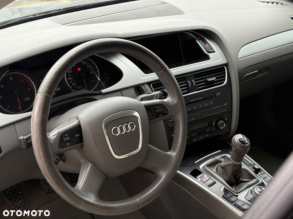 Audi A4 Avant 2.0 TDI DPF - 7