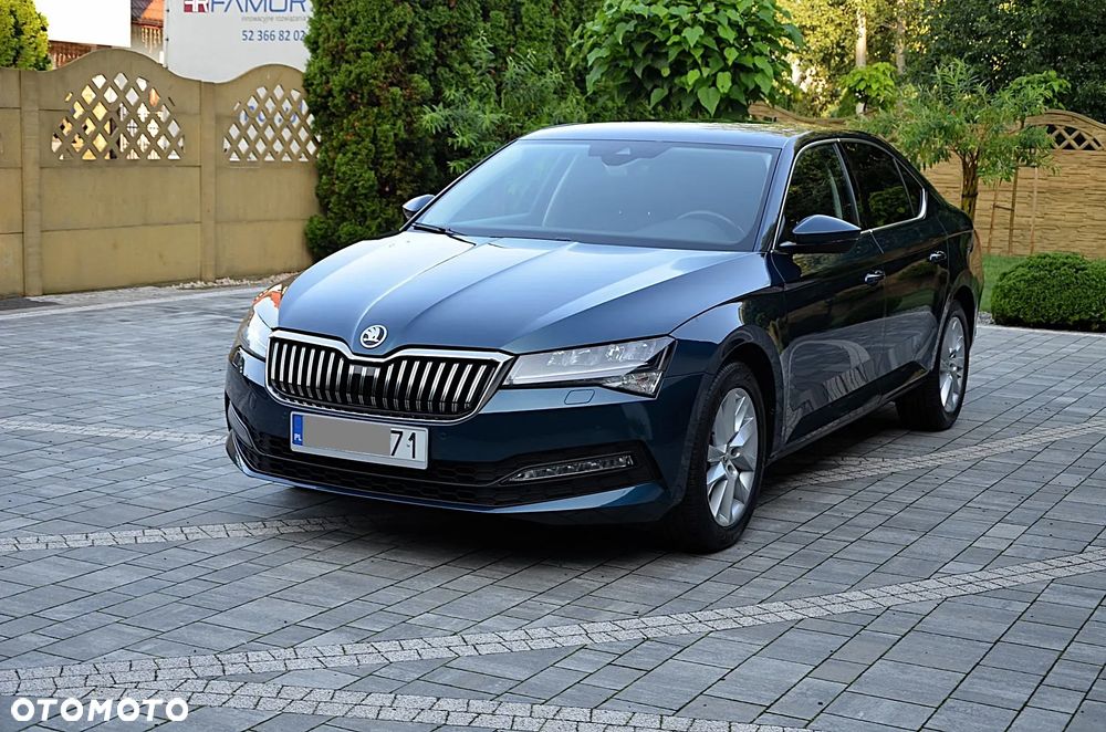 Skoda Superb 2.0 TDI SCR Active DSG - 1