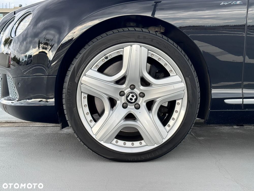 Bentley Continental GT W12 - 9
