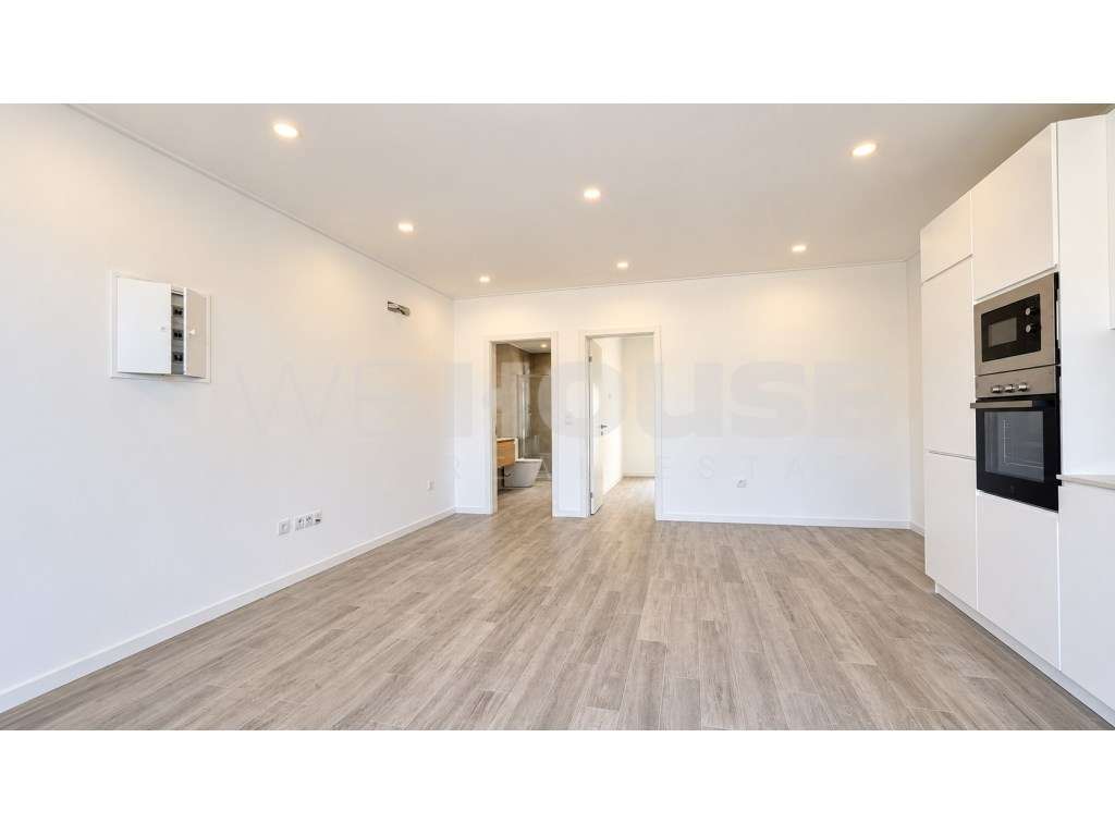 Apartamento T1 com Quintal Privativo no Alto do Seixalinho, Barreiro - Grande imagem: 3/19