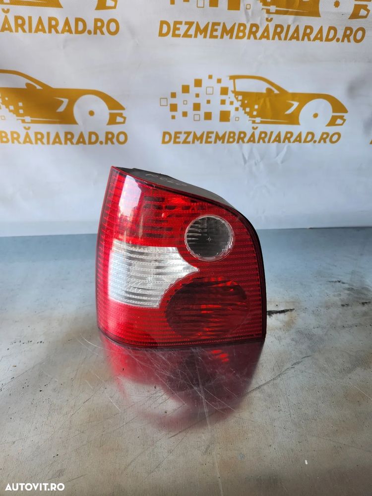 Stop Lampa Stop Tripla Stanga Vw Popo 9N Original Intact - Dezmembrari Arad - 2