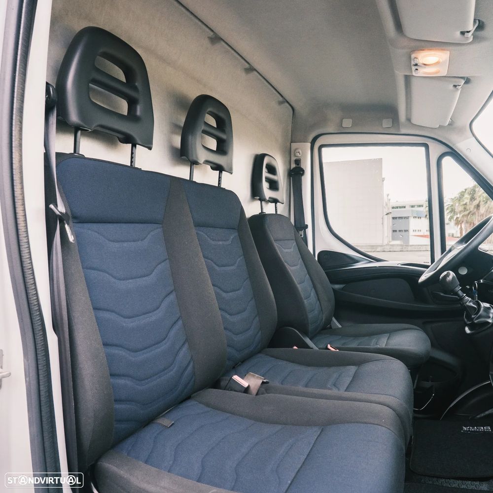 Iveco DAILY 2.3 35-120 FRIO/ISOTÉRMICA - 10