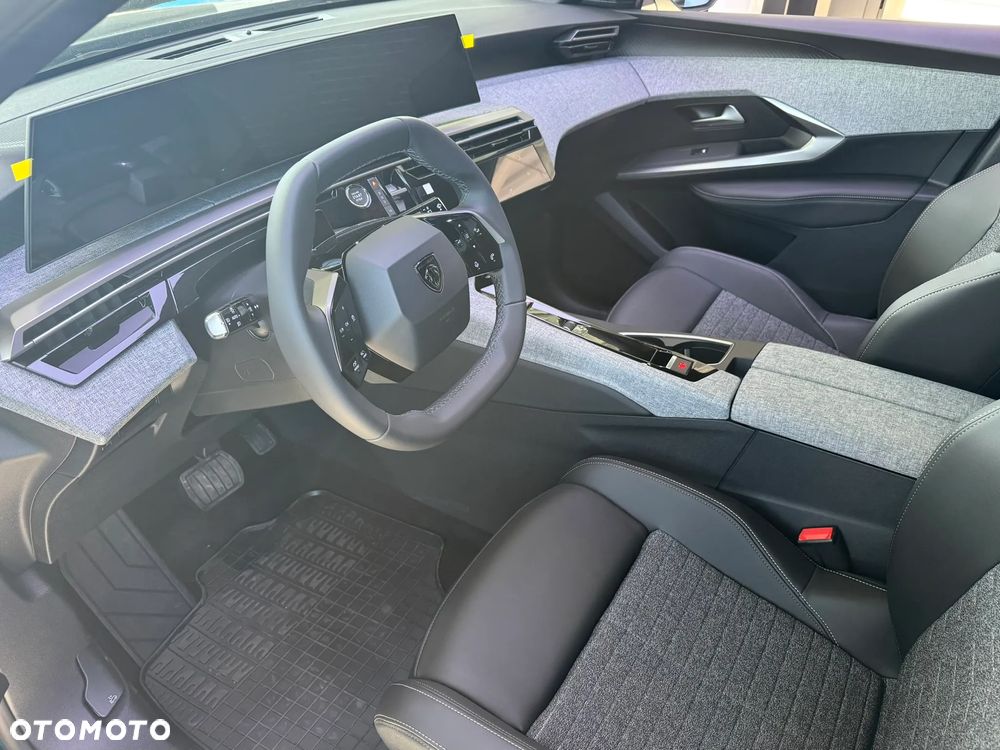 Peugeot 5008 1.2 PureTech mHEV Business S&S e-DCS6 - 6