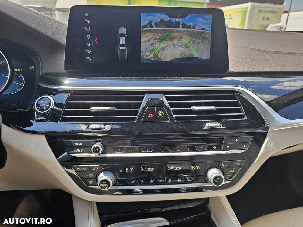 BMW Seria 5 520d xDrive Aut. Luxury Line - 15