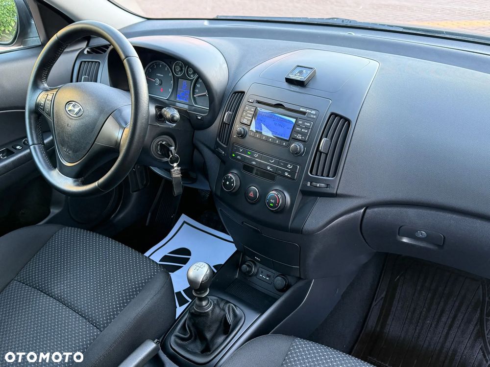 Hyundai i30 1.4 Edition 20 - 22