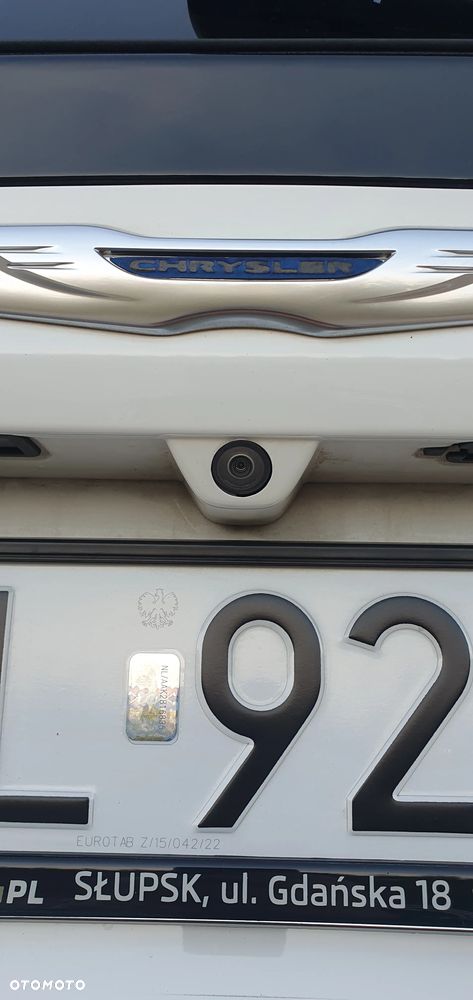 Chrysler Pacifica - 15