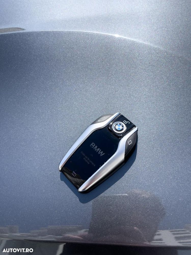 BMW Seria 3 330i AT - 3