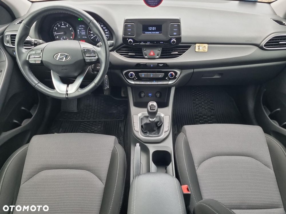 Hyundai i30 1.4 Comfort - 3