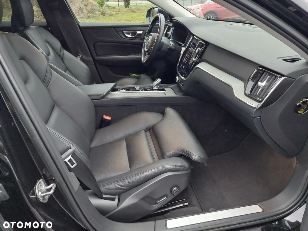Volvo V60 B3 B DKG Inscription - 14