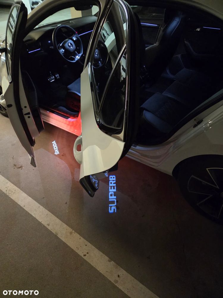 Skoda Superb 2.0 TSI Sportline DSG - 33