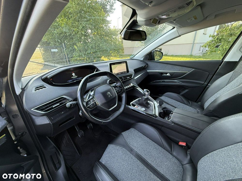 Peugeot 5008 2.0 HDi Allure 7os - 25
