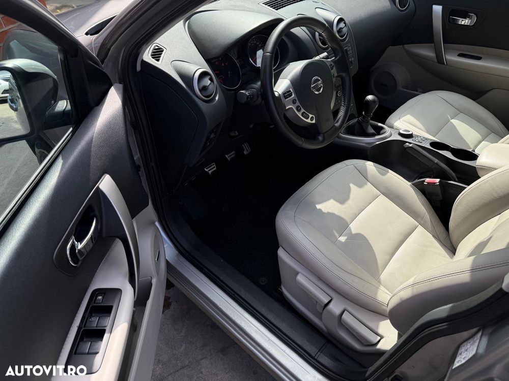 Nissan Qashqai 1.6 dCi DPF 4x4 tekna - 24