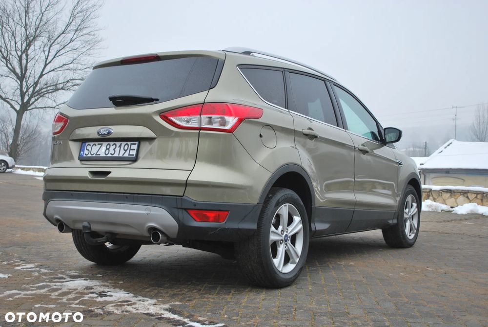 Ford Kuga 2.0 TDCi 2x4 Titanium - 7