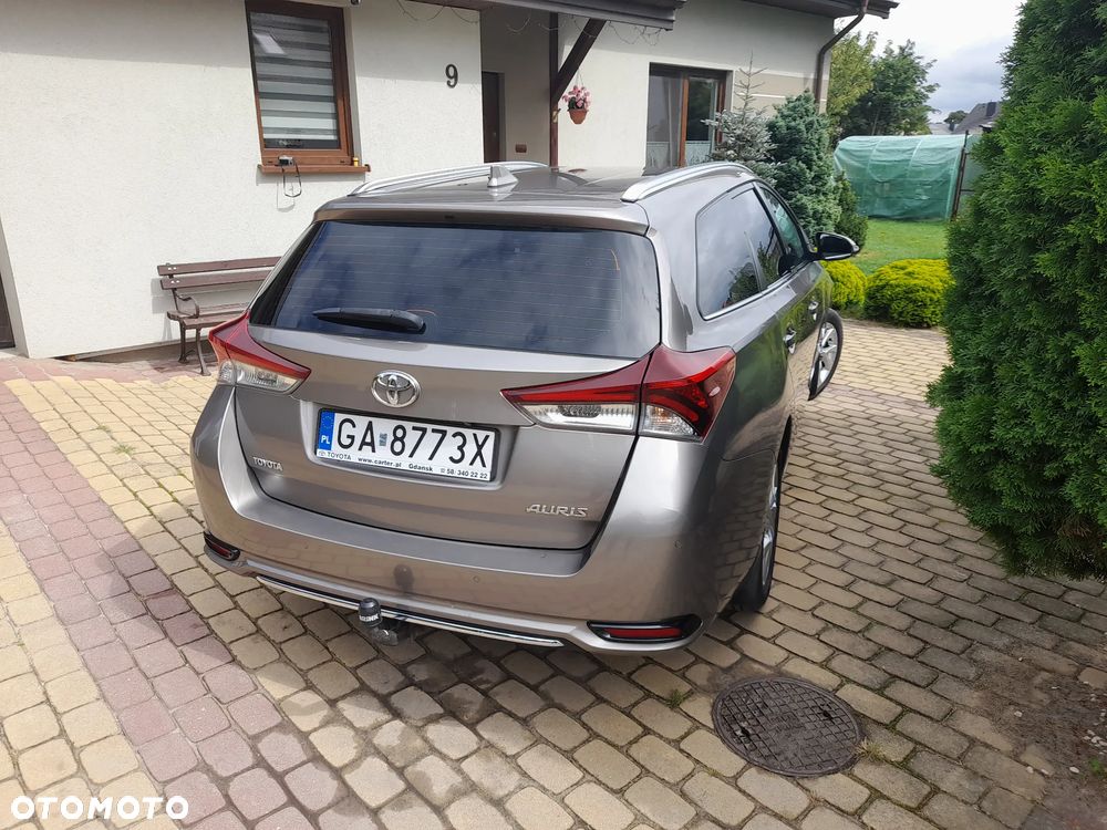 Toyota Auris 1.6 Premium Comfort - 14
