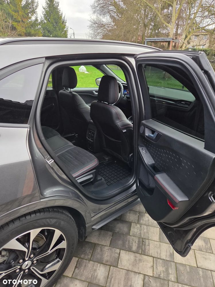 Ford Kuga 2.0 EcoBlue AWD ST-Line - 23