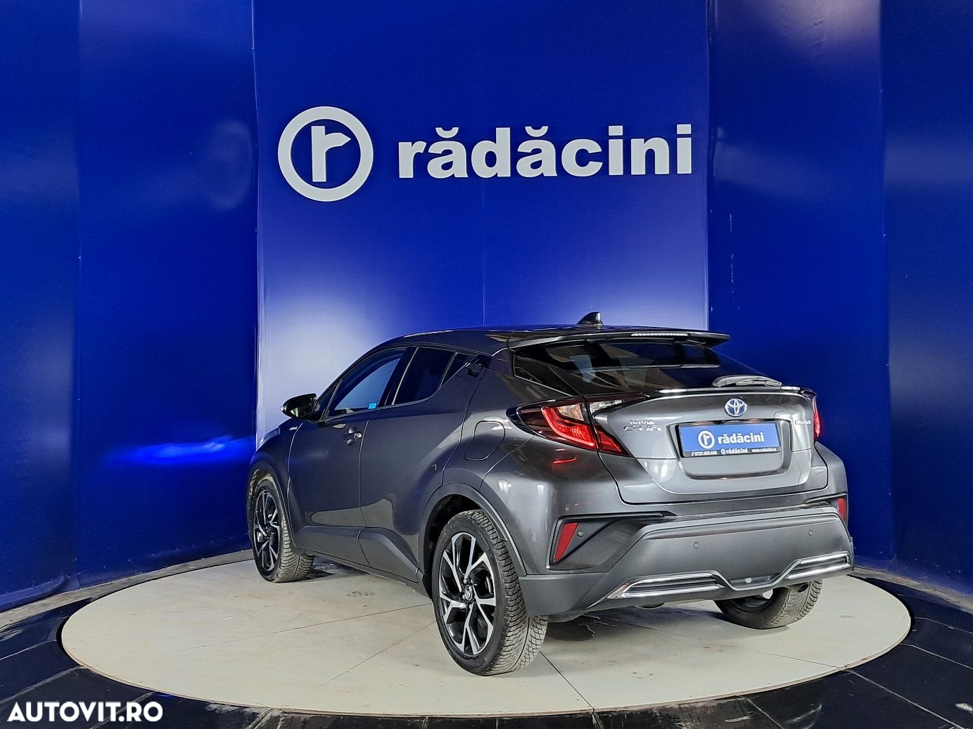 Toyota C-HR - 3