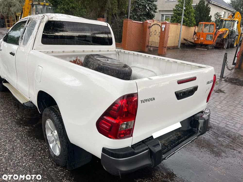 Toyota Hilux 4x4 Extra Cab Comfort - 33