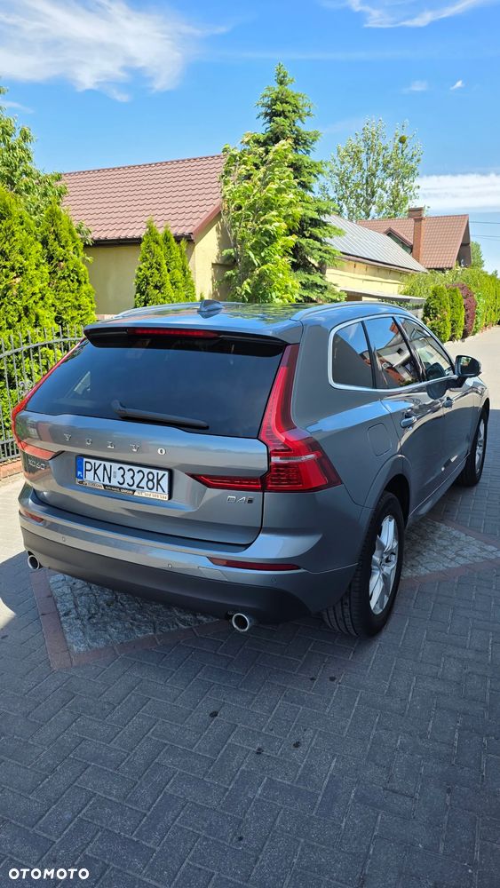 Volvo XC 60 D4 AWD Momentum - 9