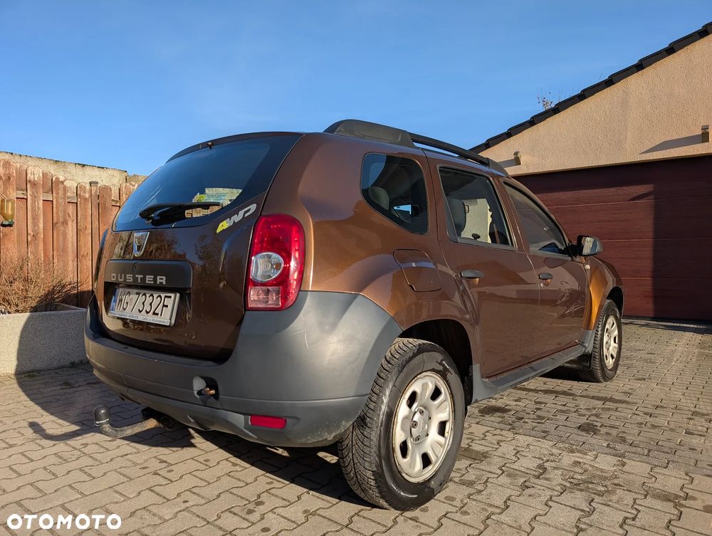 Dacia Duster 1.6 Laureate 4x4 - 13