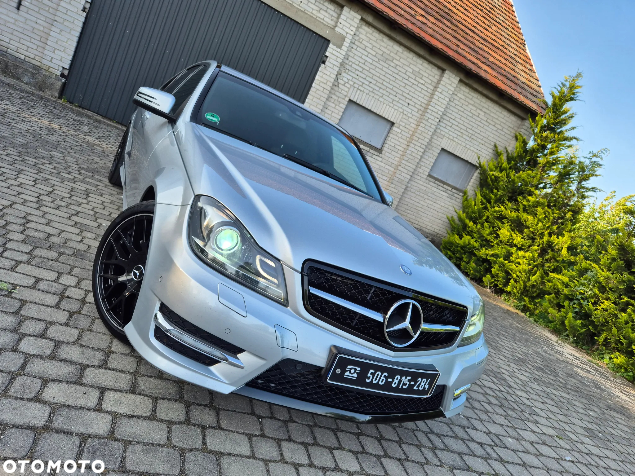 Mercedes-Benz Klasa C 200 T (BlueEFFICIENCY) Avantgarde - 2