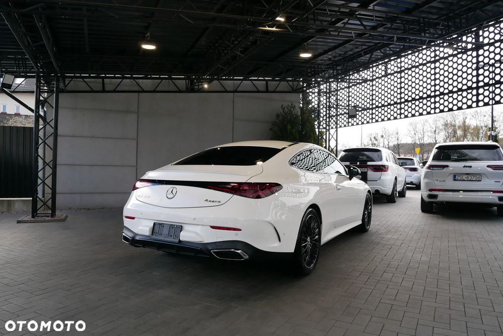 Mercedes-Benz CLE - 3