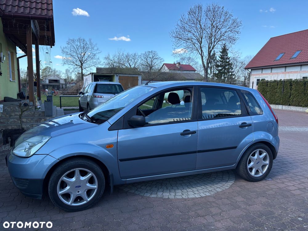 Ford Fiesta - 4