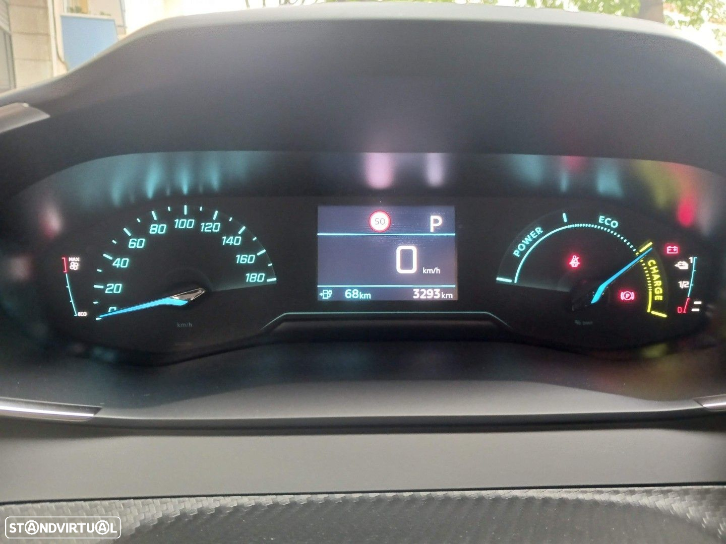 Peugeot e-2008 54 kWh Active - 12