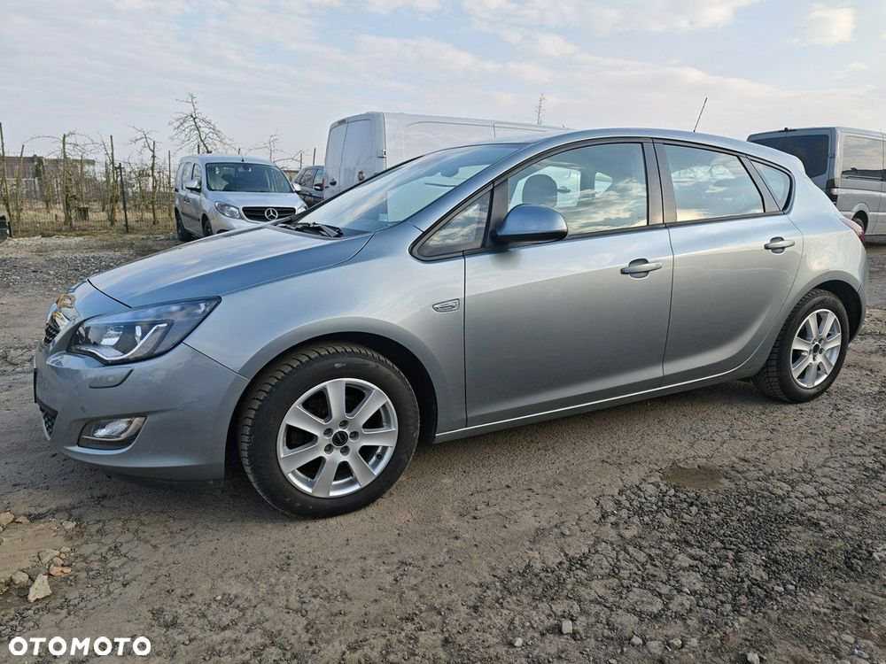 Opel Astra 1.4 ecoFLEX Start/Stop Active - 8