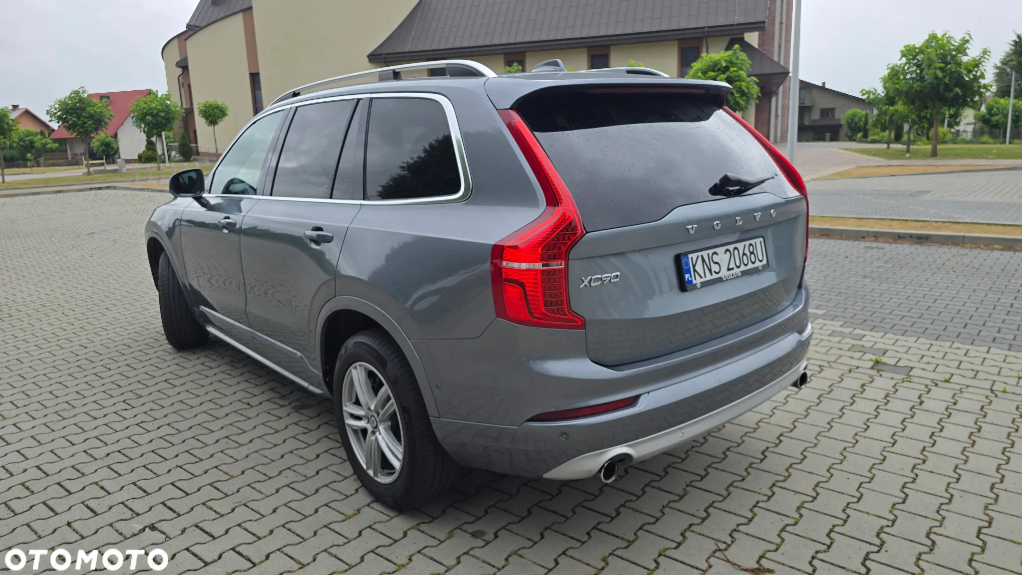 Volvo XC 90 D5 AWD Geartronic Momentum - 4