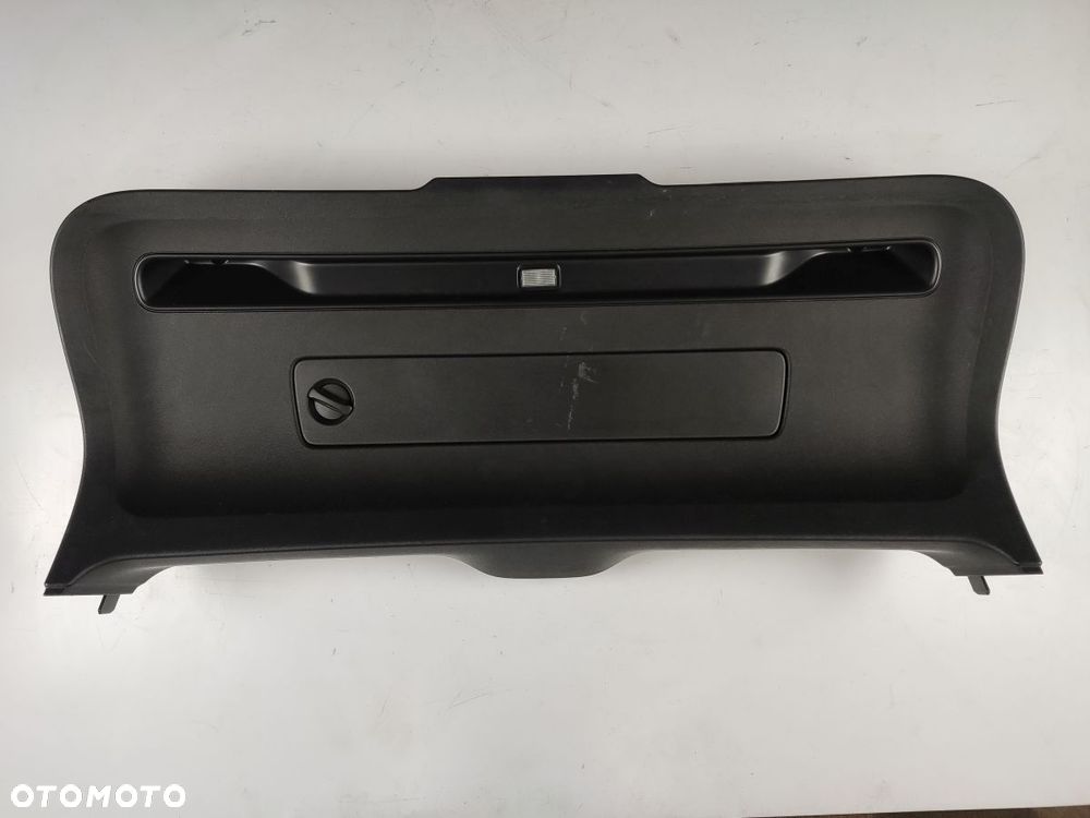 VOLVO XC40 17-21r Boczek Poszycie Klapy Tył - 1