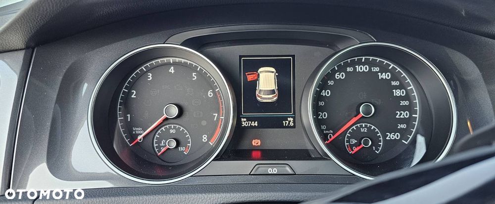 Volkswagen Golf 1.4 TSI BMT Comfortline DSG - 10