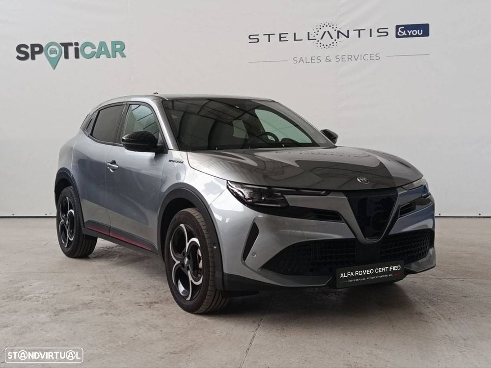 Alfa Romeo Junior 1.2 Speciale eDCT6 - 3