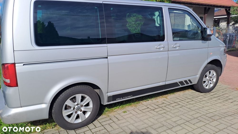 Volkswagen Multivan - 4