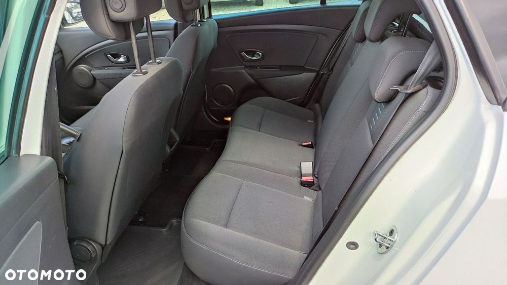 Renault Megane 1.6 16V 110 Authentique - 8